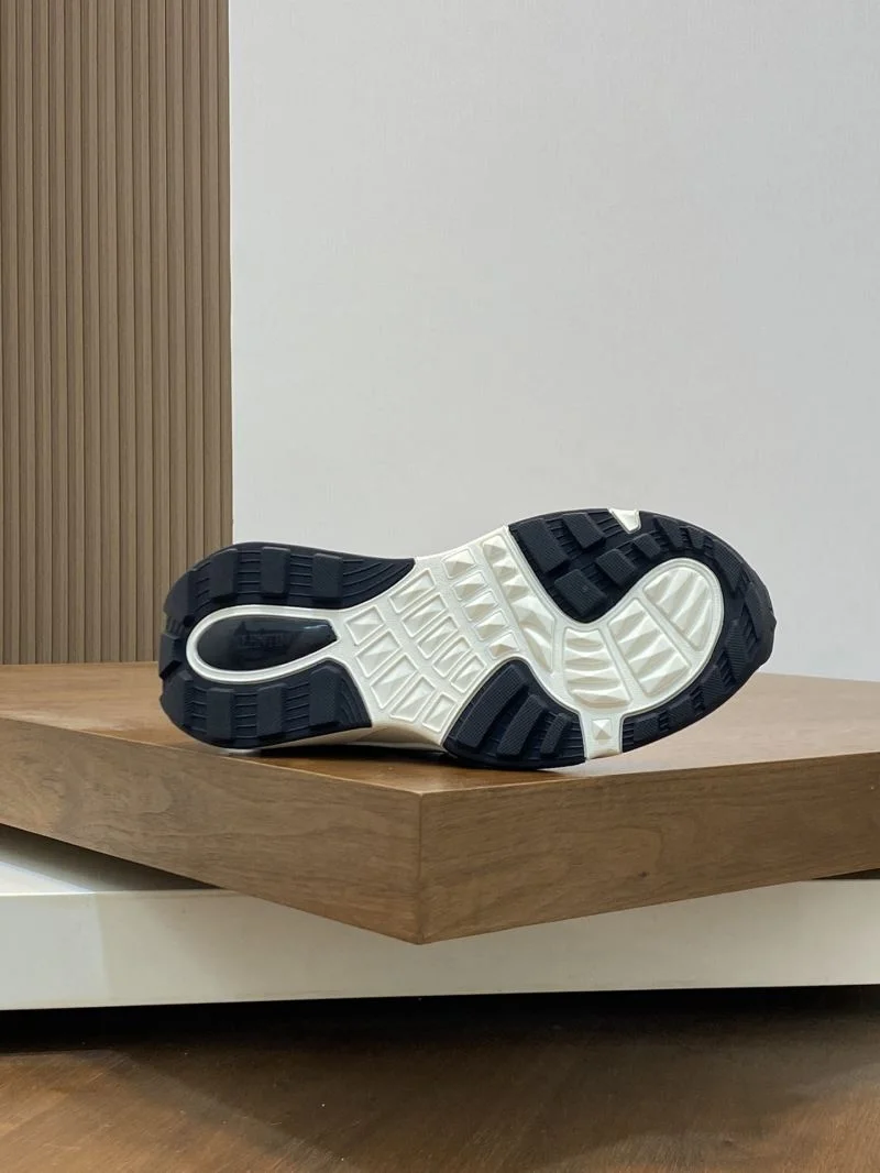 Valentino Rockrunner Shoes Timeless 36897