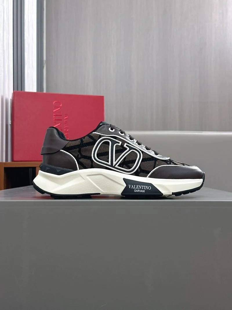 FlexibleFit Valentino Rockrunner Shoes 36890