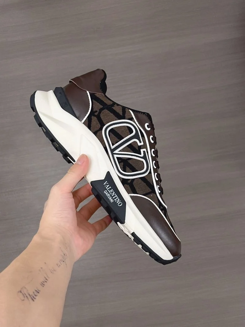 FlexibleFit Valentino Rockrunner Shoes 36890