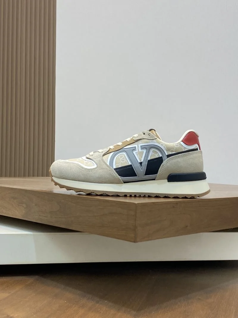 Tailored Valentino Rockrunner Shoes 36885