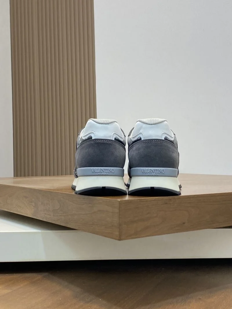DailyWear Valentino Rockrunner Shoes 36884