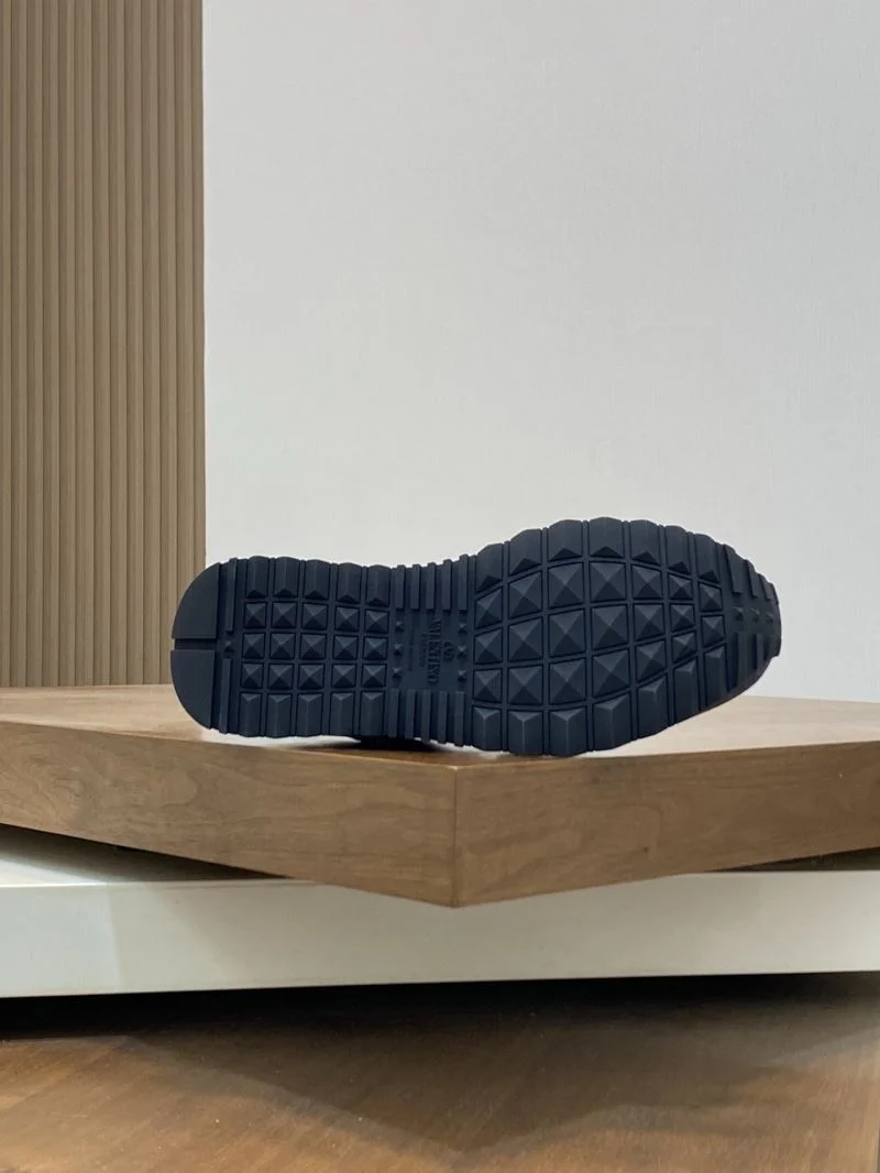 DailyWear Valentino Rockrunner Shoes 36884