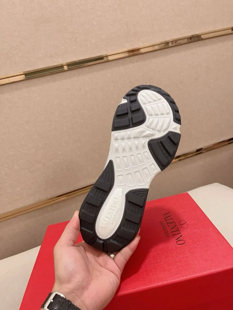Valentino Rockrunner Shoes WrinkleFree 36881