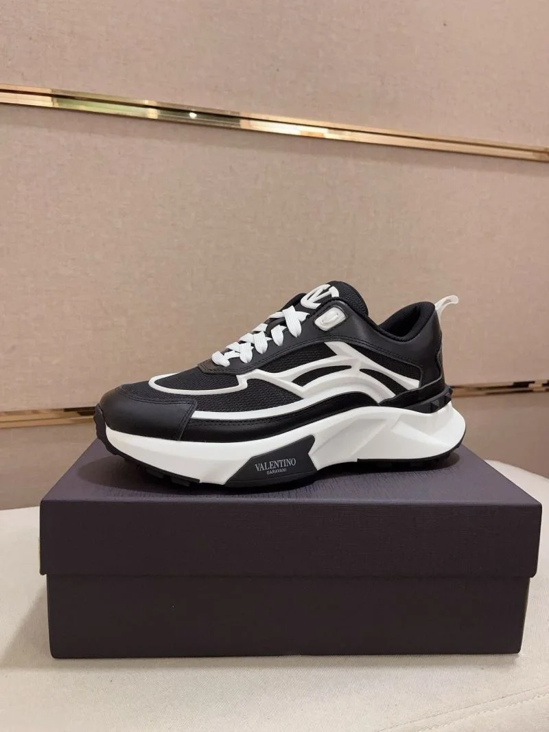 Valentino Rockrunner Shoes ComfortFit 36858