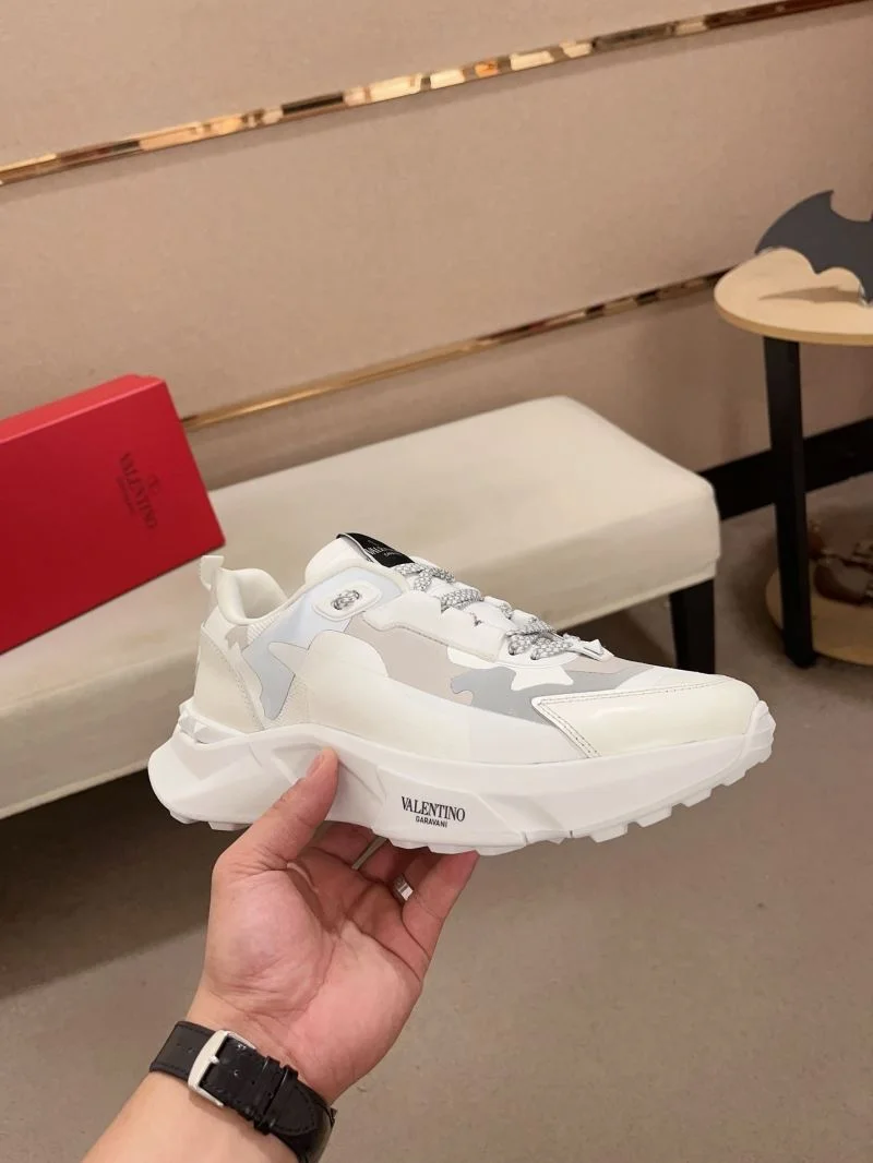 Valentino Rockrunner Shoes Durable 36856