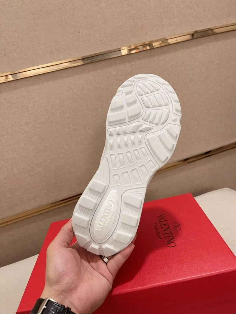 Valentino Rockrunner Shoes Durable 36856