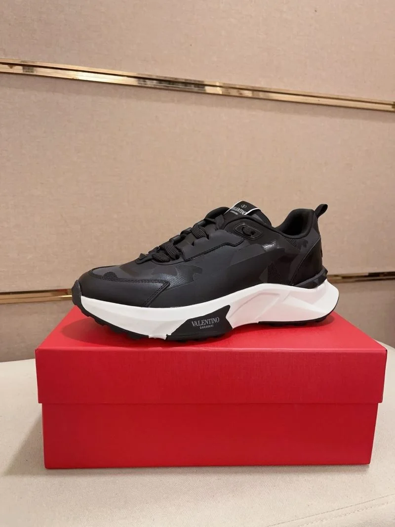 WaterResistant Valentino Rockrunner Shoes 36877