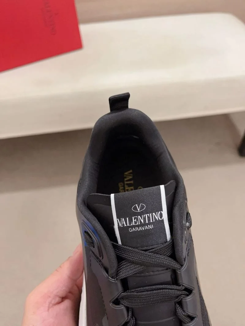 WaterResistant Valentino Rockrunner Shoes 36877