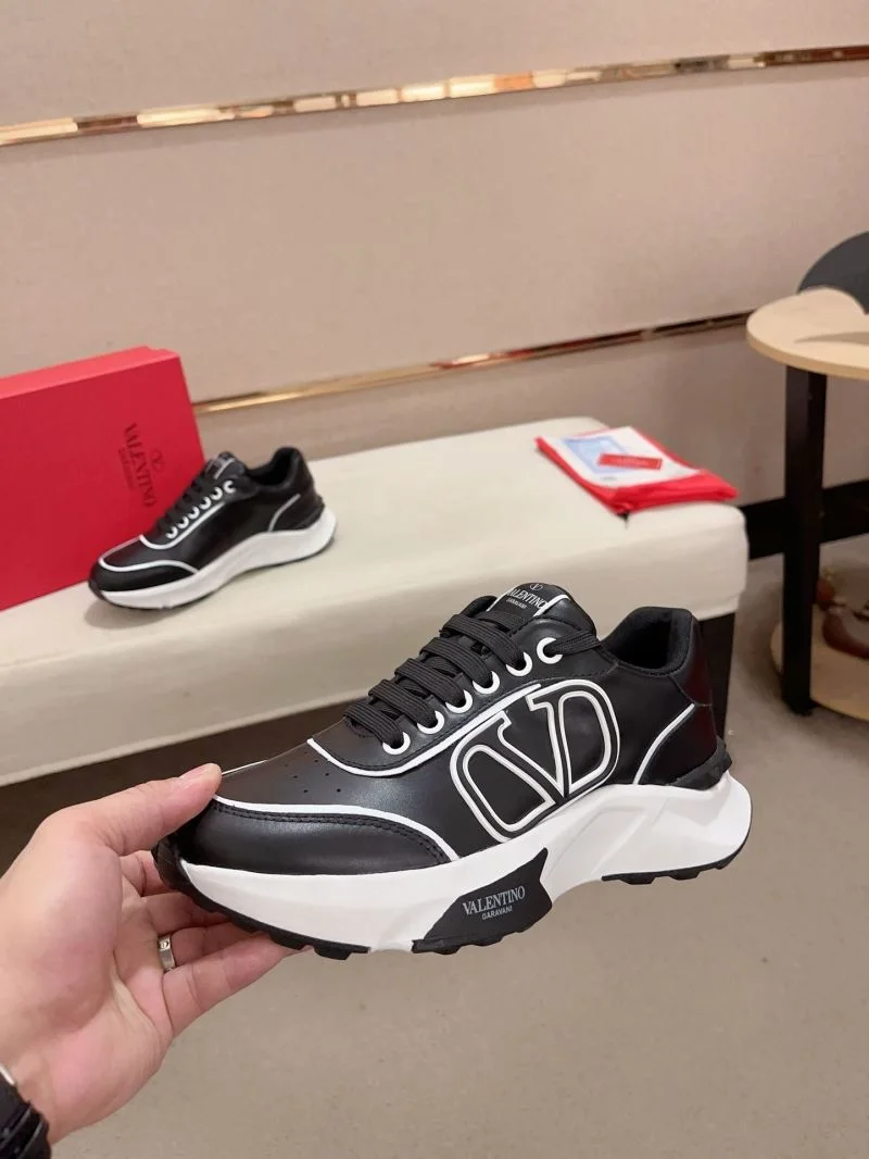 Valentino Rockrunner Shoes Fashionable 36864