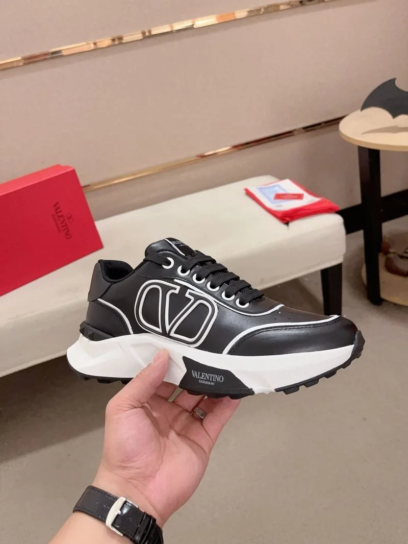 Valentino Rockrunner Shoes Fashionable 36864