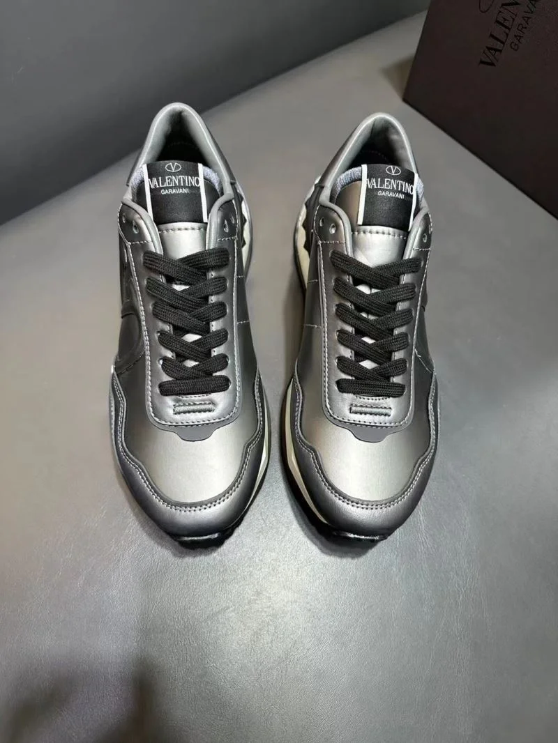 Supportive Valentino Rockrunner Shoes 36859