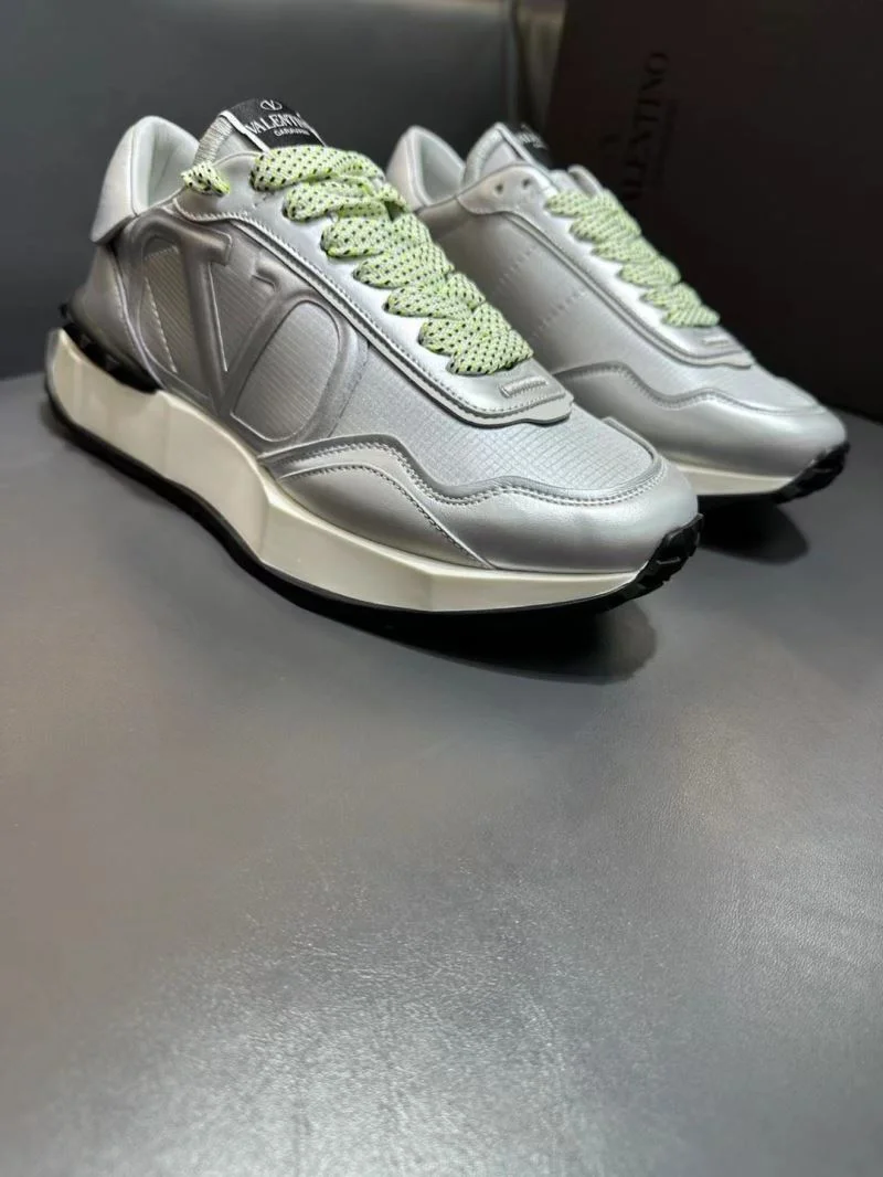 Breathable Valentino Rockrunner Shoes 36855