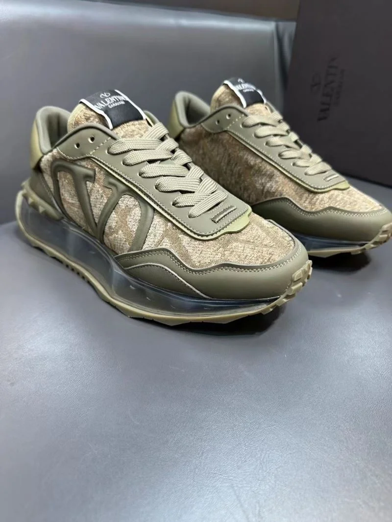 Valentino Rockrunner Shoes Sophisticated 36849