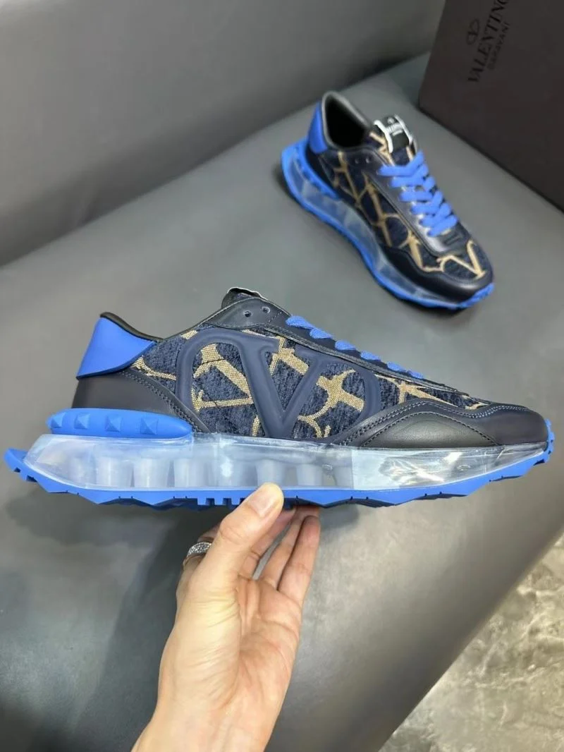 Valentino Rockrunner Shoes Trendsetting 36848