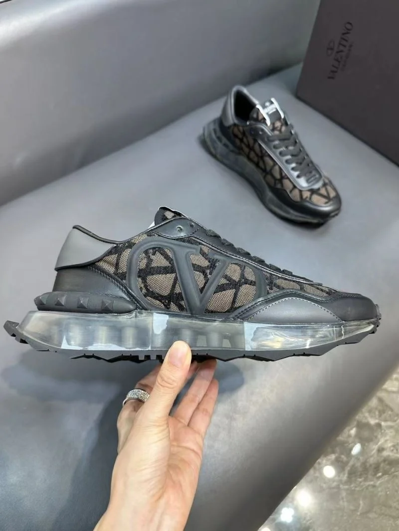 Valentino Rockrunner Shoes SoftTouch 36853