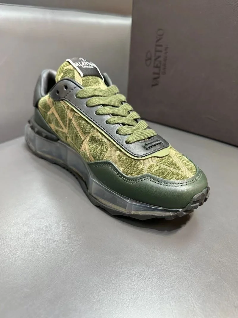 WrinkleFree Valentino Rockrunner Shoes 36854