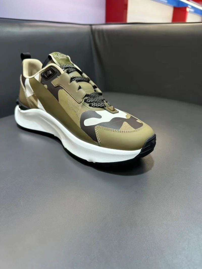SunProtective Valentino Rockrunner Shoes 36828
