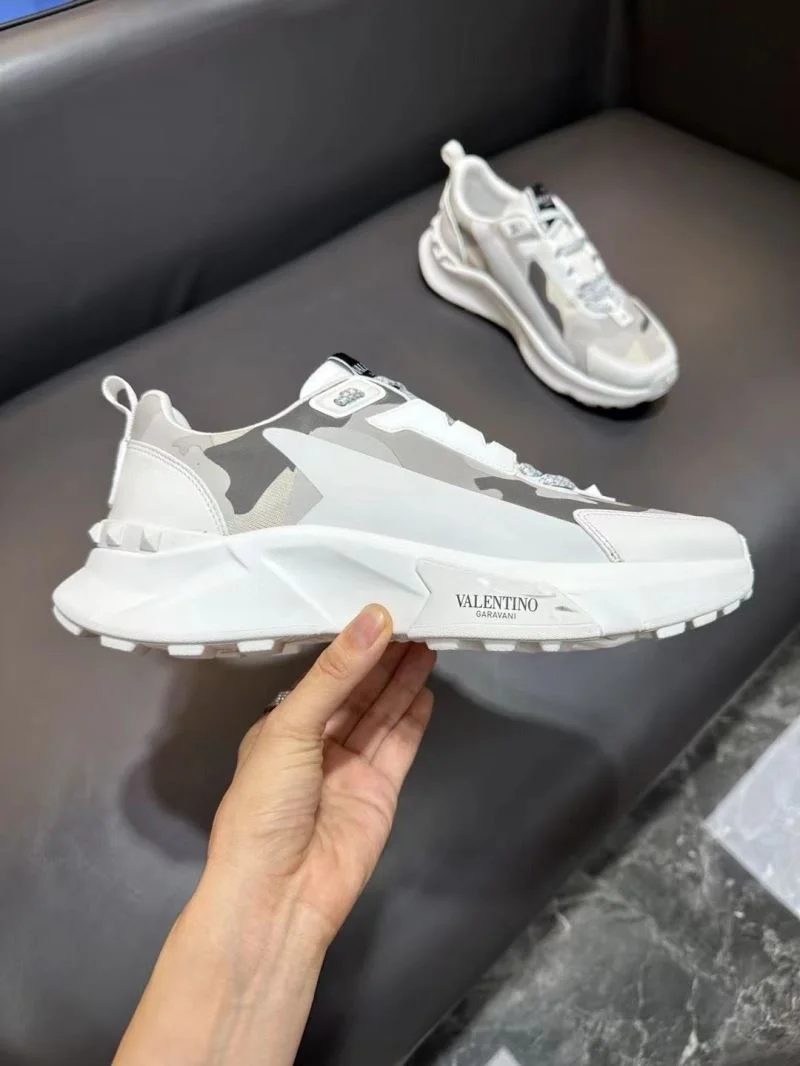 HighQuality Valentino Rockrunner Shoes 36823