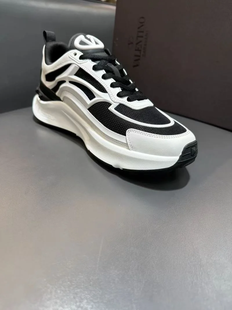 SunProtective Valentino Rockrunner Shoes 36819