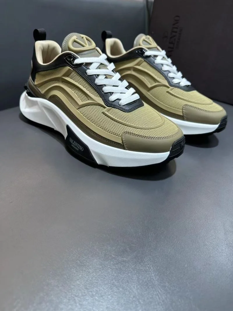Valentino Rockrunner Shoes Timeless 36820