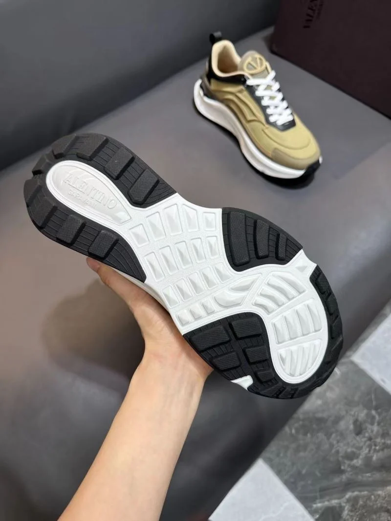 Valentino Rockrunner Shoes Timeless 36820