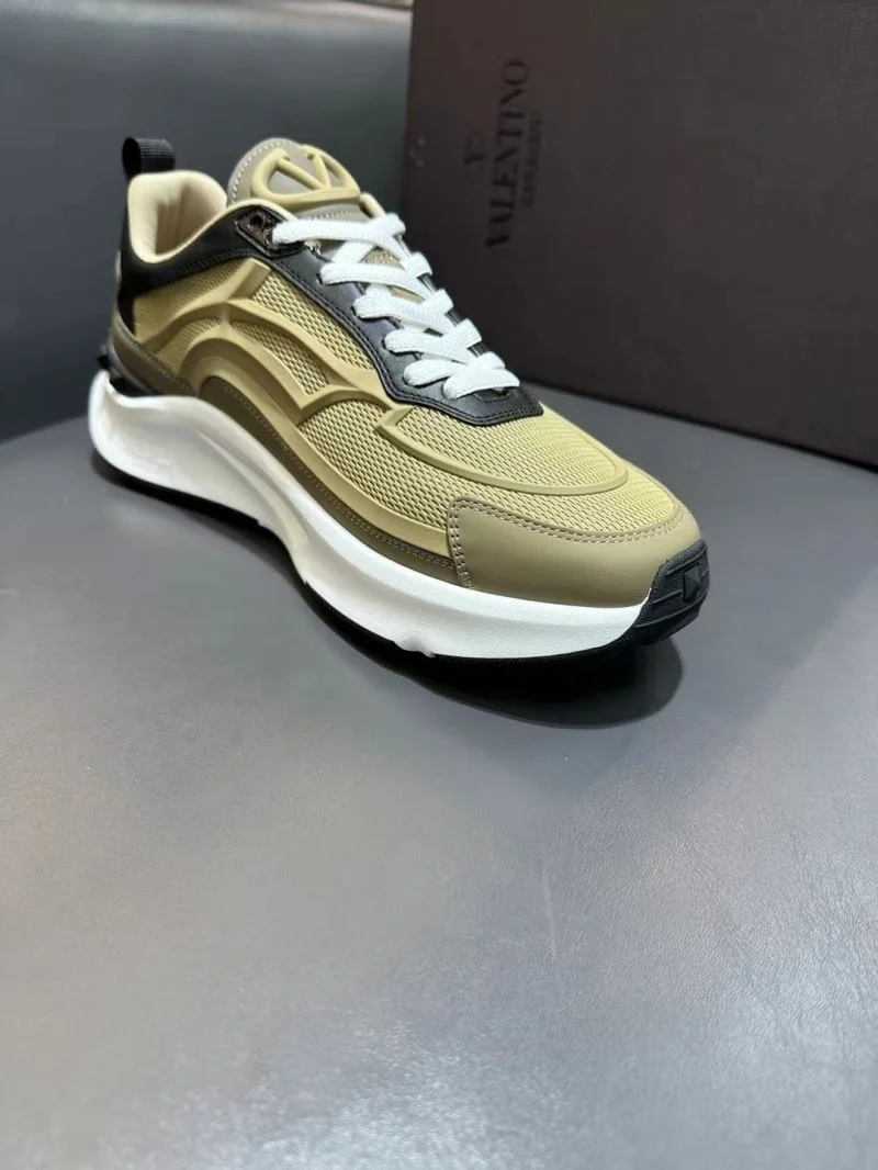 Valentino Rockrunner Shoes Timeless 36820