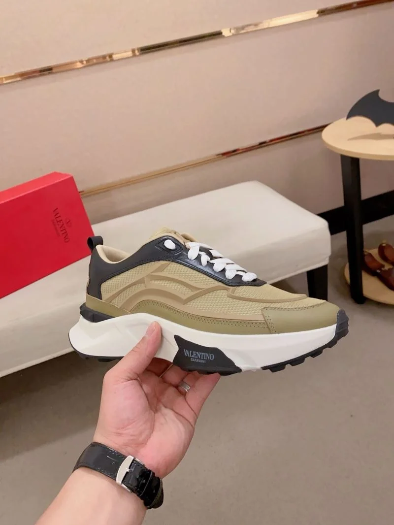 Tailored Valentino Rockrunner Shoes 36832