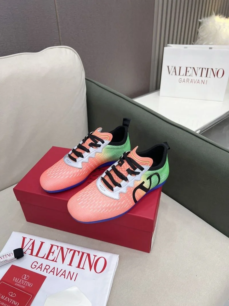 Effortless Valentino Rockrunner Shoes 36164
