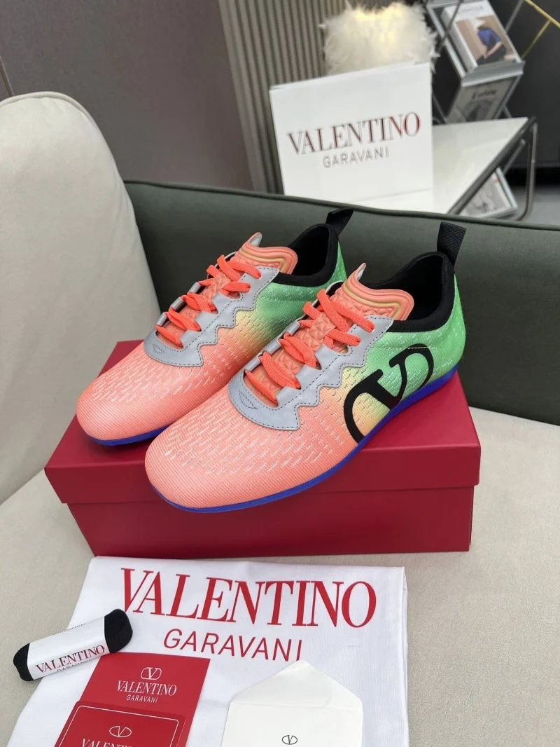 Vibrant Valentino Rockrunner Shoes 36168
