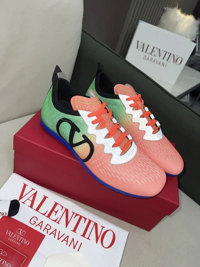Vibrant Valentino Rockrunner Shoes 36168