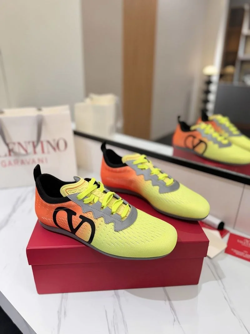 FreshLook Valentino Rockrunner Shoes 36142