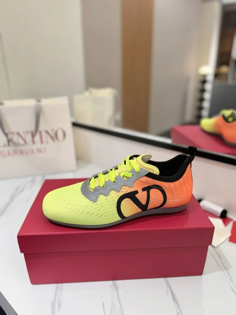 FreshLook Valentino Rockrunner Shoes 36142