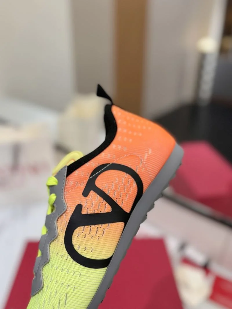 FreshLook Valentino Rockrunner Shoes 36142