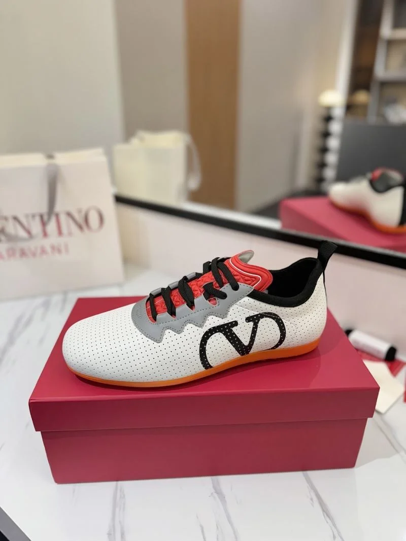Unisex Valentino Rockrunner Shoes 36139