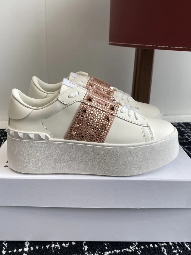 Valentino Rockstud Untitled Shoes Durable 36137