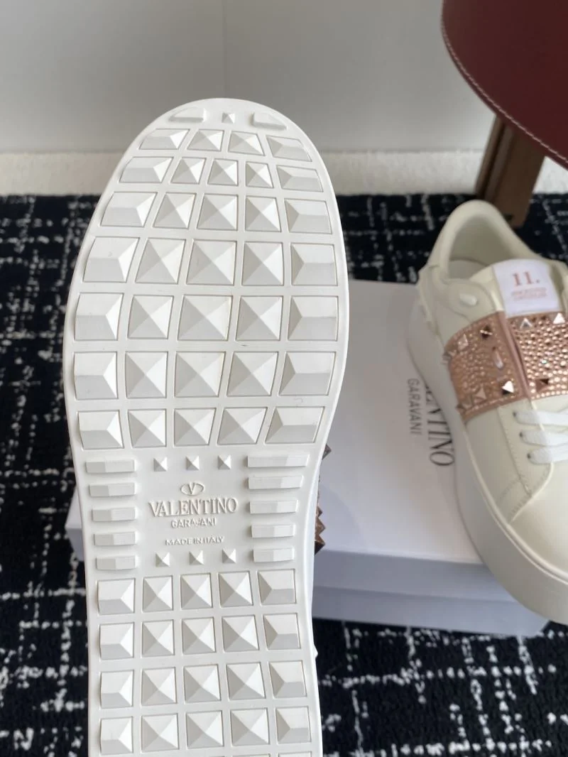 Valentino Rockstud Untitled Shoes Durable 36137