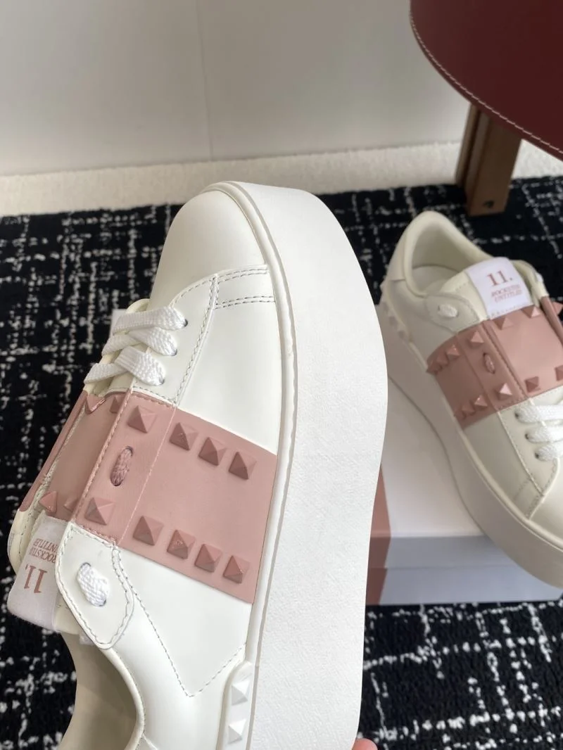 FashionForward Valentino Rockstud Untitled Shoes 36140