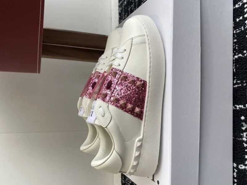 ComfortFit Valentino Rockstud Untitled Shoes 36131