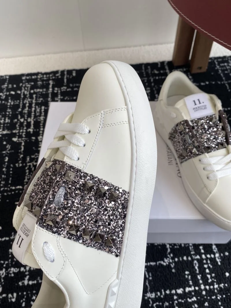 UrbanStyle Valentino Rockstud Untitled Shoes 36135