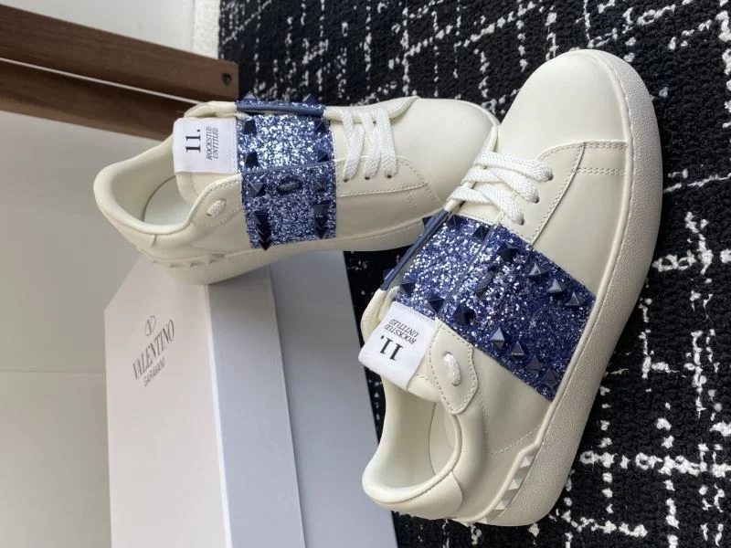 FashionForward Valentino Rockstud Untitled Shoes 36132