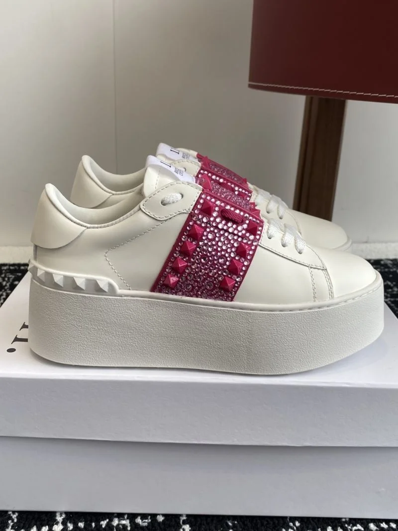 Lightweight Valentino Rockstud Untitled Shoes 36117