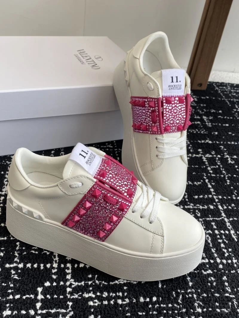 Lightweight Valentino Rockstud Untitled Shoes 36117