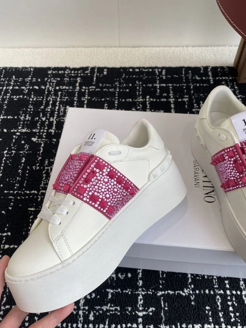 Lightweight Valentino Rockstud Untitled Shoes 36117