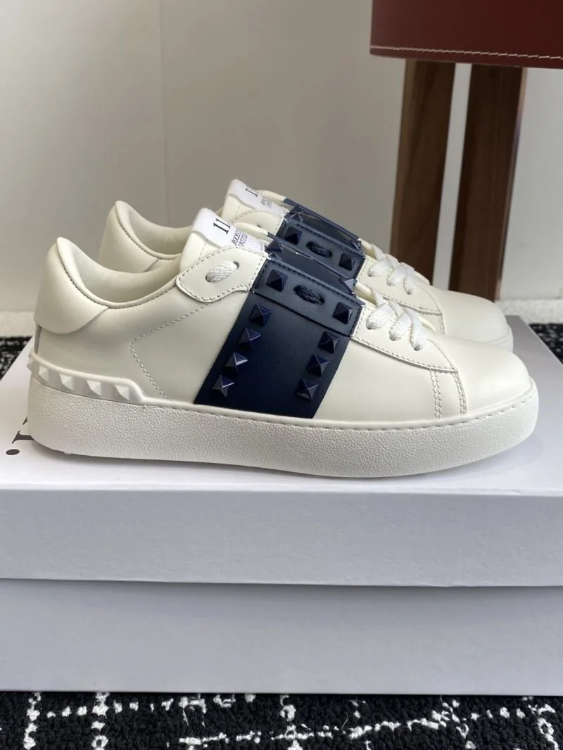 Functional Valentino Rockstud Untitled Shoes 36128