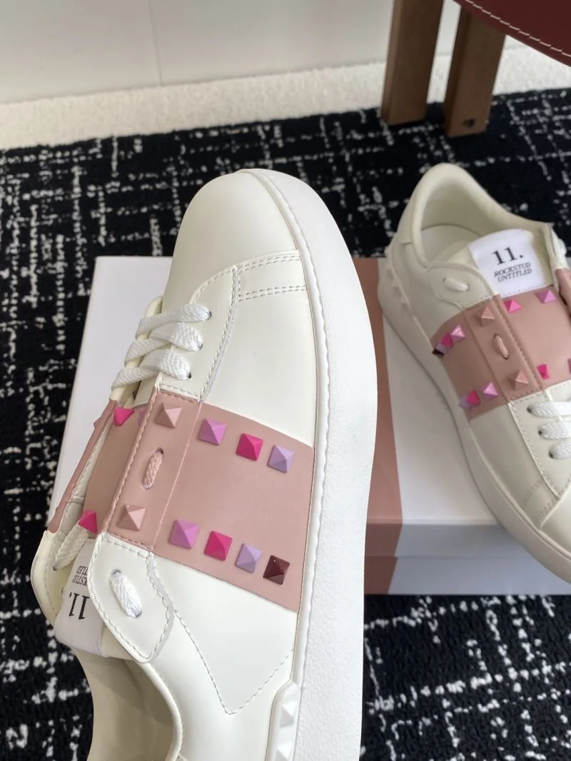 Valentino Rockstud Untitled Shoes SmoothTexture 36121