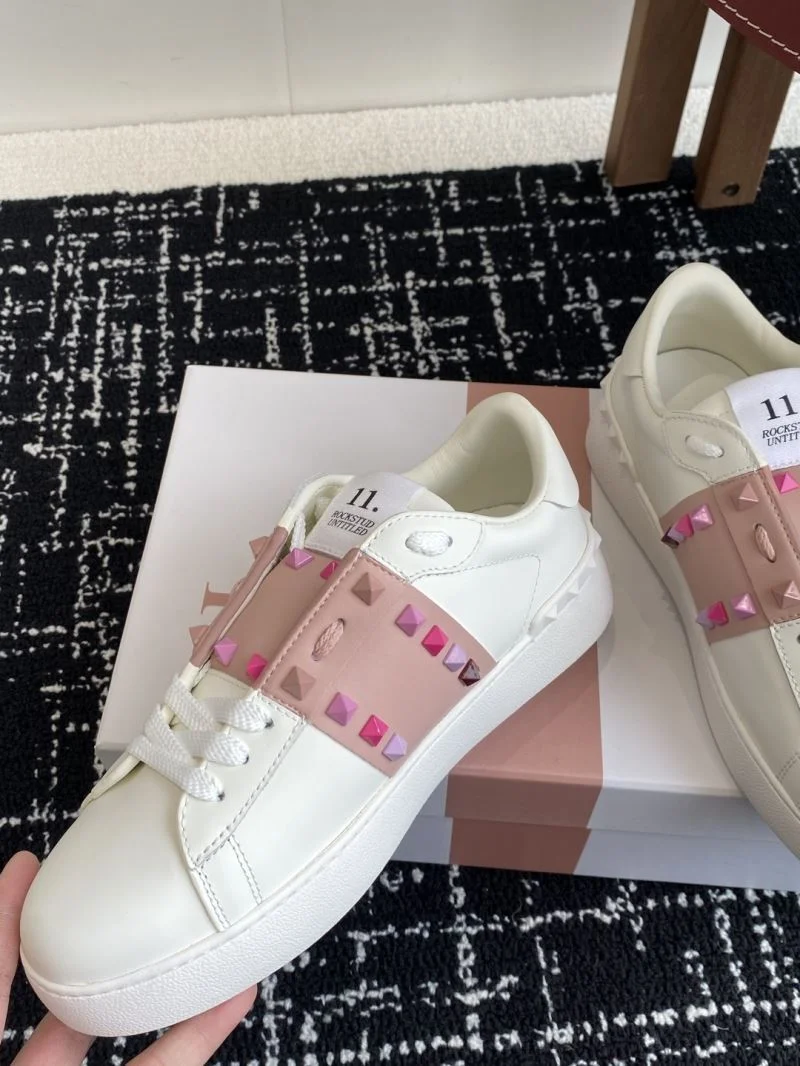 Valentino Rockstud Untitled Shoes SmoothTexture 36121