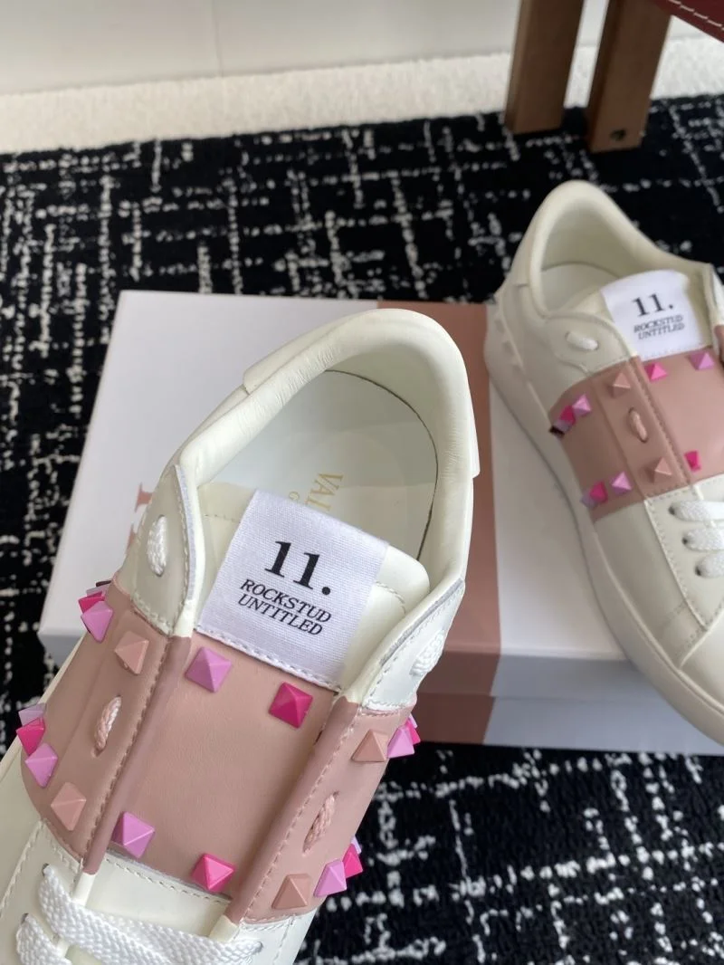 Valentino Rockstud Untitled Shoes SmoothTexture 36121