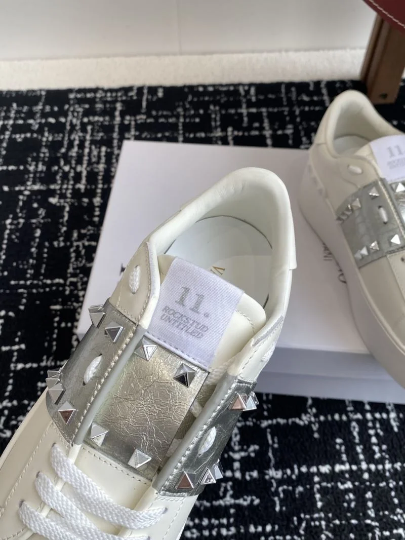 Fashionable Valentino Rockstud Untitled Shoes 36114