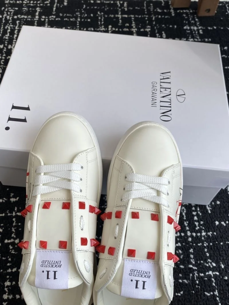 Valentino Rockstud Untitled Shoes Breathable 36109