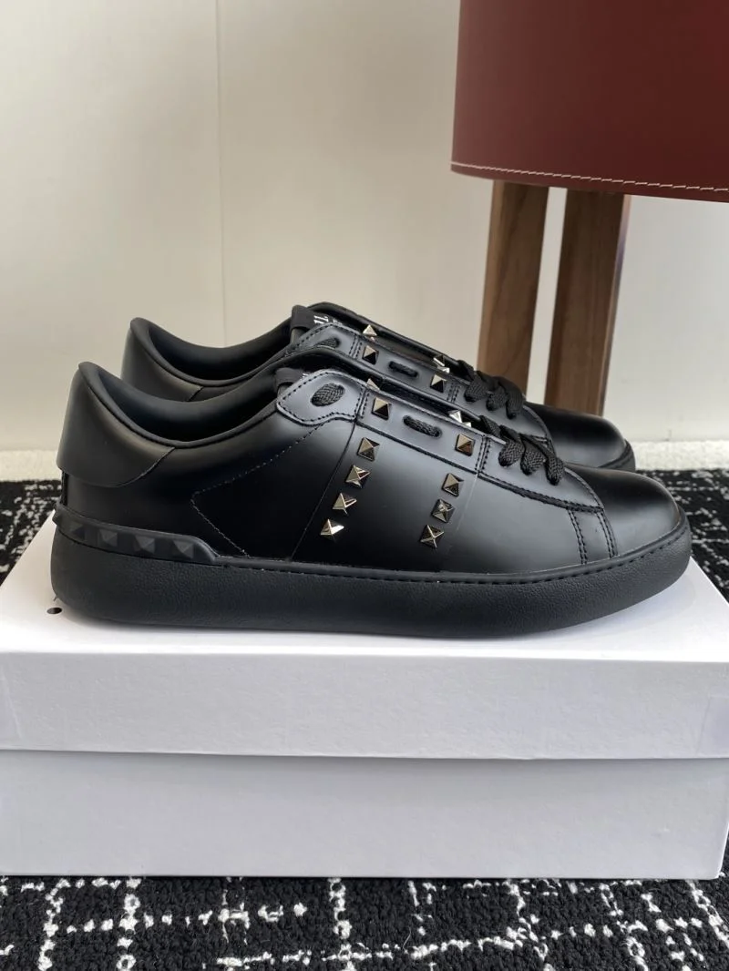 Valentino Rockstud Untitled Shoes ZipUp 36123